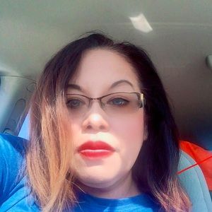 Meet your Posher, Marivel